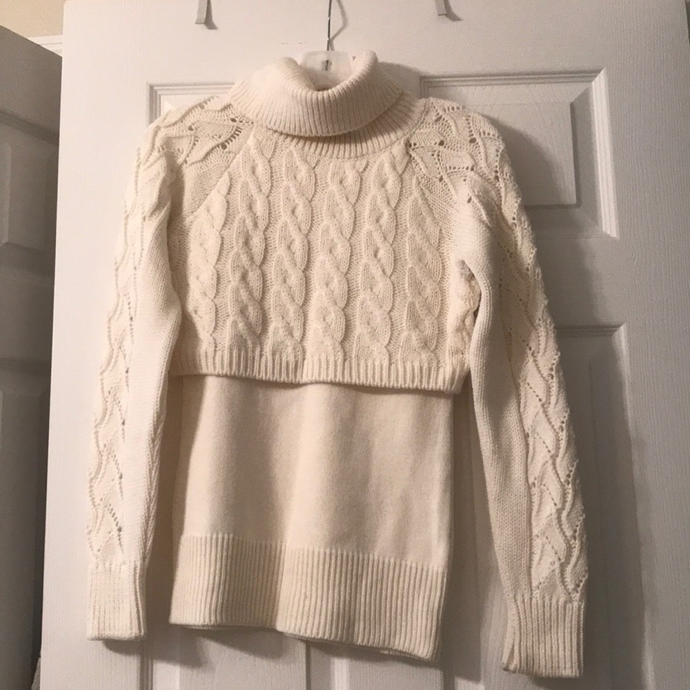 Pullover sweater